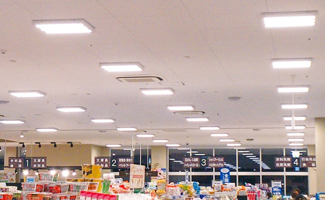 高効率照明（LED）器具、ランプの導入（売場）